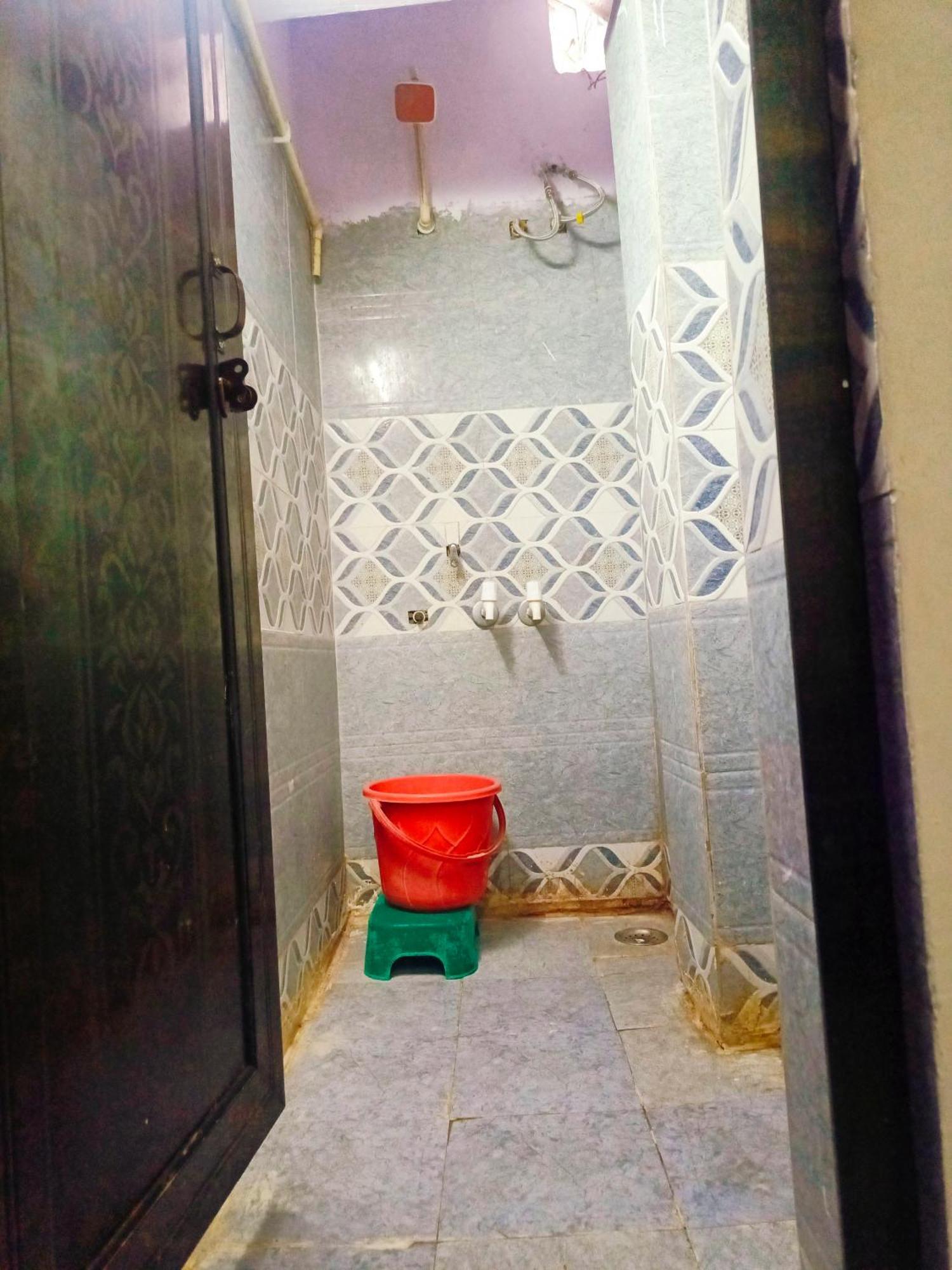 Jay Shree Radhey Home Stay Mathura Eksteriør bilde